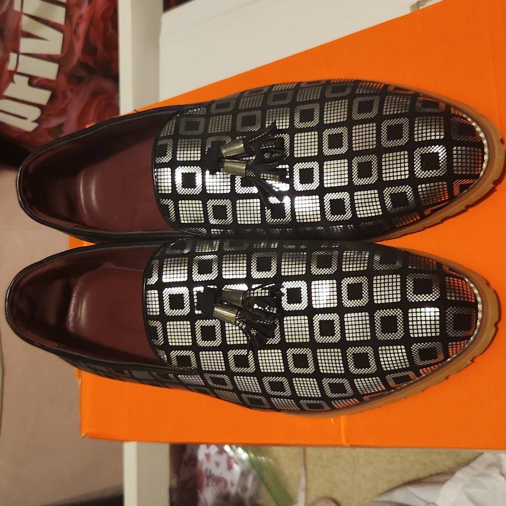 Mens shimmery loafers